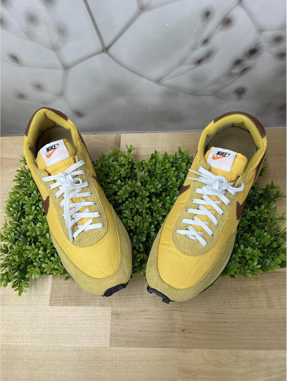 NIKE vintage Daybreak shoes size 10, - Picture 2 of 9